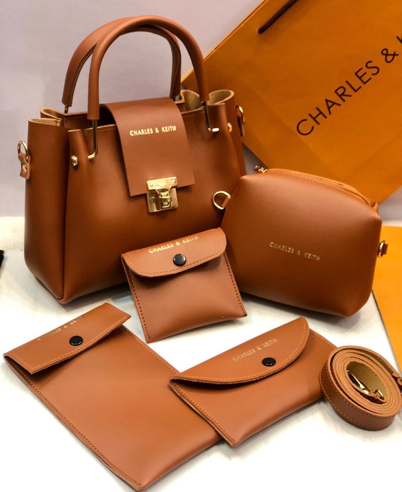 Charles And Kieth 5 Pcs Set Ladies Hand Bag
